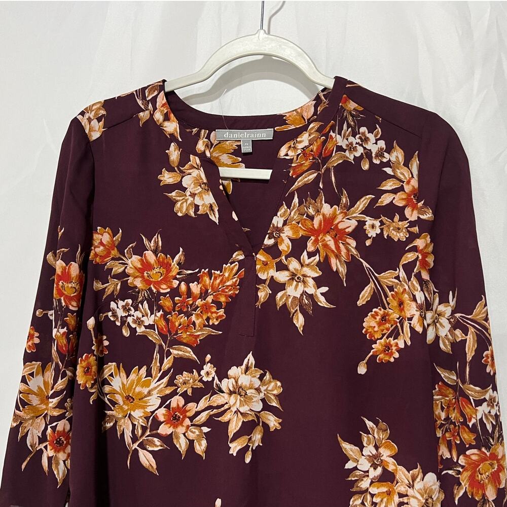 Daniel Rainn Top Koda Split Neck Floral Blouse Women's Size Small Petite NEW - Picture 4 of 10